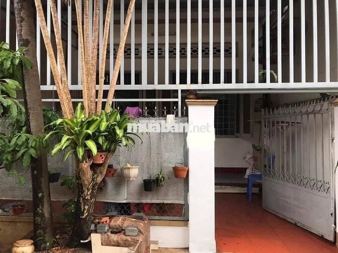 Bán Nhà 95m2 Chỉ 790 triệu có SHR Đông thạnh Hóc Môn Gấp cứu chủ Ngộp