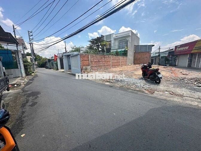 Đất  gần chợ phú thọ, nguyễn phúc chu