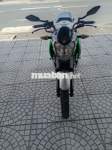 xe Fz150i yamaha, đời 2014 màu trắng còn rất mới