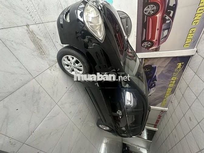 Toyota innova 2006 G