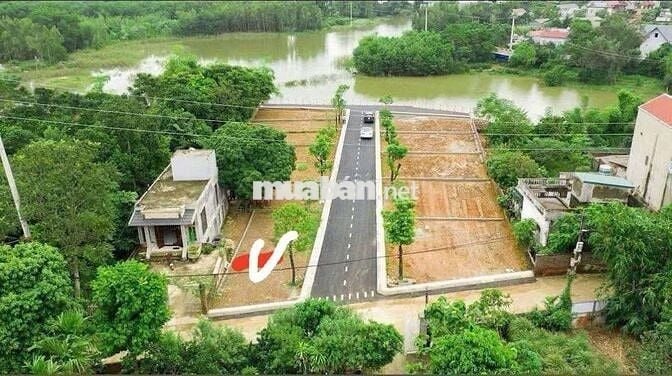 LÔGÓC 2M ĐƯỜNGTHÔNG ÔTÔ TRÁNH HÒA TRÚC XÃ PHÚ CÁT,HN,150,1M GIÁ 3,3TỶ