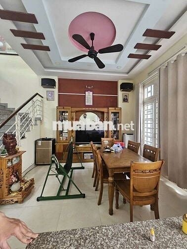 Nhà full nội thất, 7m x 15 , đúc 1 lầu , 3pn, 4wc. 13tr/ tháng chốt