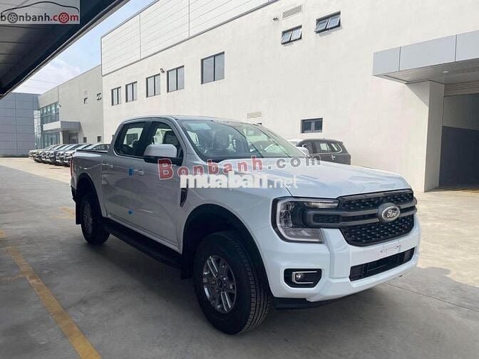 Ford Ranger XLS 2.0L 4x2 AT 2025