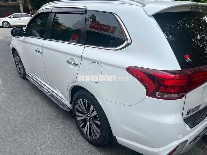 Mitsubishi Outlander 2022 2.0 Premium - 15000 km