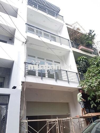 NHÀ ĐƯỜNG UNG VĂN KHIÊM DT: 4X15M TRỆT 2 LẦU SÂN THƯỢNG CHO THUÊ