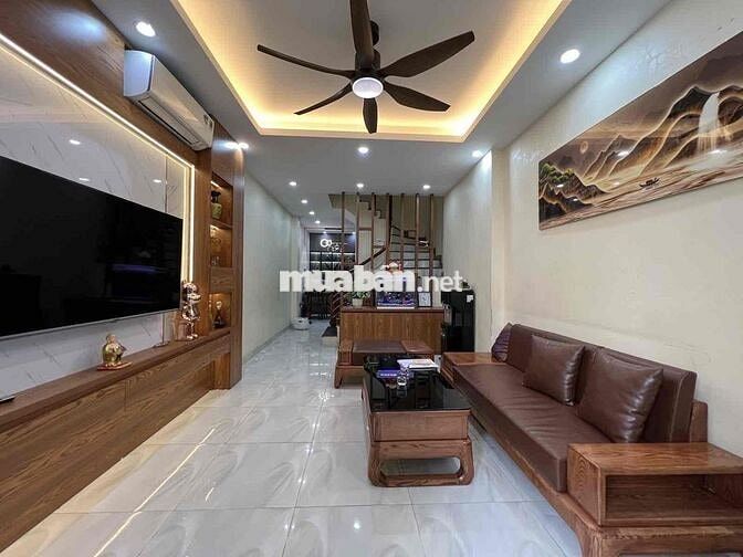 TT Quận Tây Hồ, ĐẸP MÊ MẨN – Nhà 4 tầng full đồ Châu Âu, sẵn ở