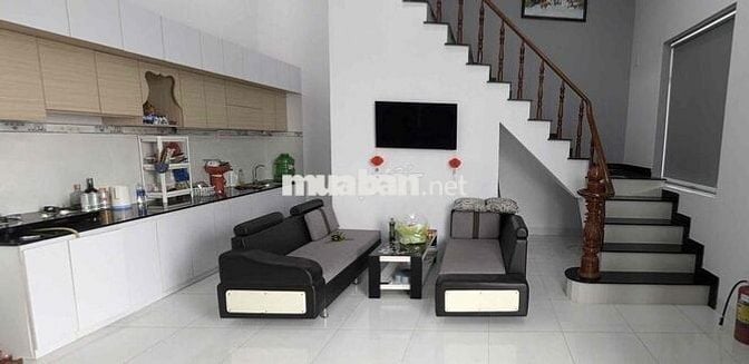Cho thuê nhà nguyên căn 1 trệt 1 lầu 3pn, Vsip2 Bình Dương - 5tr5