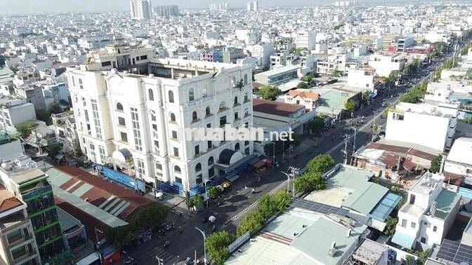 Bán Toà Nhà Kinh Doanh 2056m2 đất, Dt sử dụng 10000m2 sàn