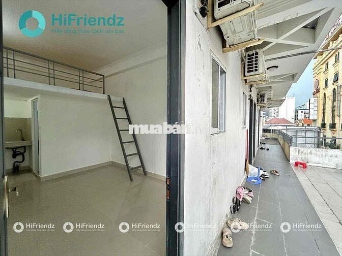 Phòng gác, ở được 3-4 người ngay công viên Hoàng Văn Thụ