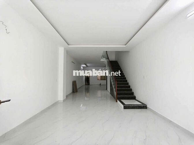 SHOPHOUSE 3 TẦNG, ĐƯỜNG 15 KĐT LAKESIDE LIÊN CHIỂU, 3PN, TẦNG 1 TRỐNG
