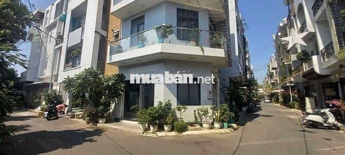 Nhà lô góc HXH Nguyễn Hữu Dật, Tân Phú, 4 tầng, DT 58m2, sổ đẹp A4