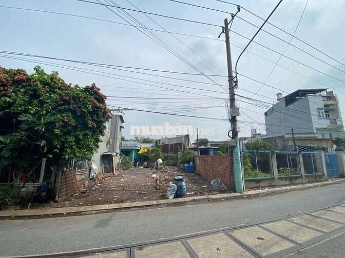 Đất mặt tiền Nguyễn Hiền gần chợ Xóm Vắng và kdc Sóng Thần Dĩ An