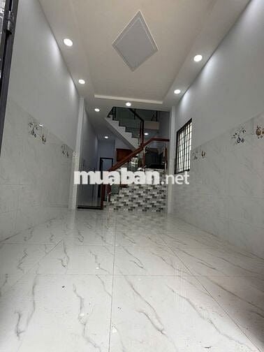 Nhà nguyên căn ni sư huỳnh liền gần lạc long quân lý thường kiệt âu cơ