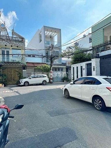 NHÀ 2 TẦNG CẠNH ĐẦM SEN - KHUÔNG VIỆT - DT 95M2 - CHỈ 8 TỶ NHỈNH