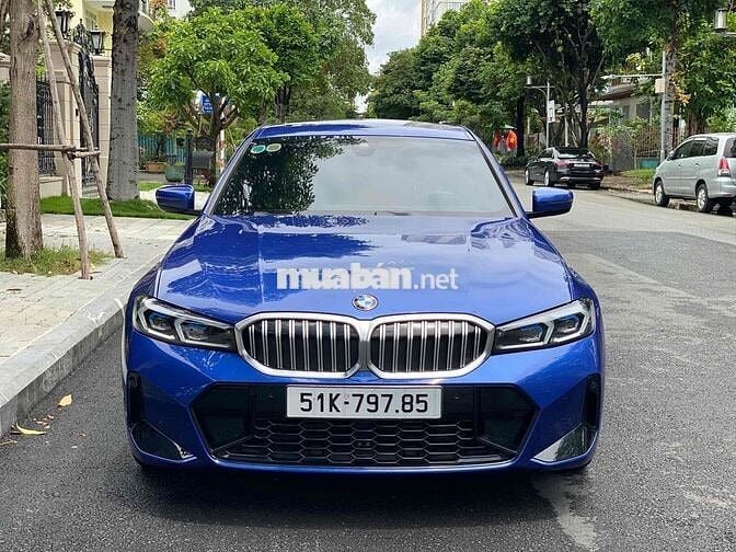BMW 3 Series 2023 330i M Sport - 4500 km