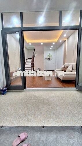 Chính chủ bán nhà phố Trung Phụng - Đống Đa giá 8,48 Tỷ. DTSD 36m x6T