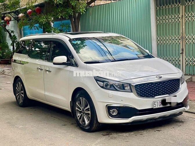 Kia Sedona 2018 2.2 DATH - 82000 km
