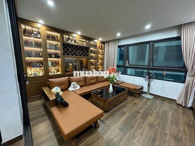 BÁN NHÀ CẦU GIẤY – 8 TẦNG THANG MÁY – 2 MẶT THOÁNG VĨNH VIỄN
