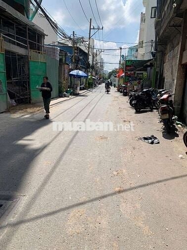 Nhà bán gấp 4, 62x20 m nở hậu 7,5m đúc 3 tấm