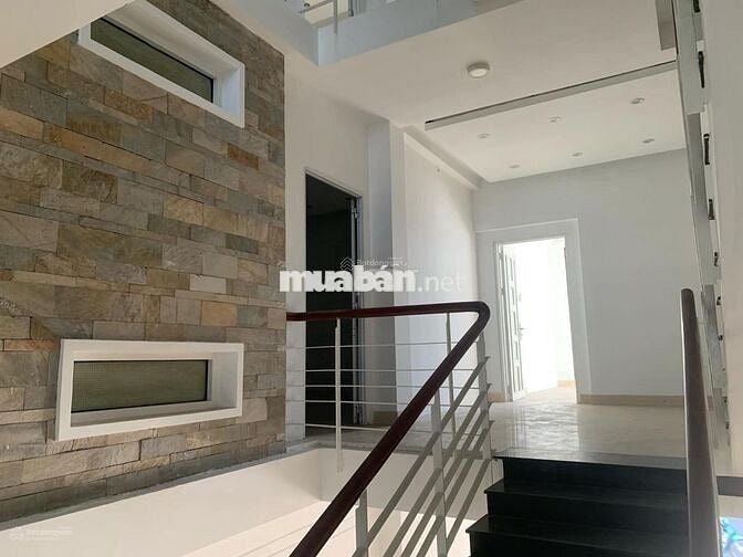 Chính chủ cho thuê nhà 1476 Võ Văn Kiệt, trệt 4 lầu, 70 triệu/Tháng
