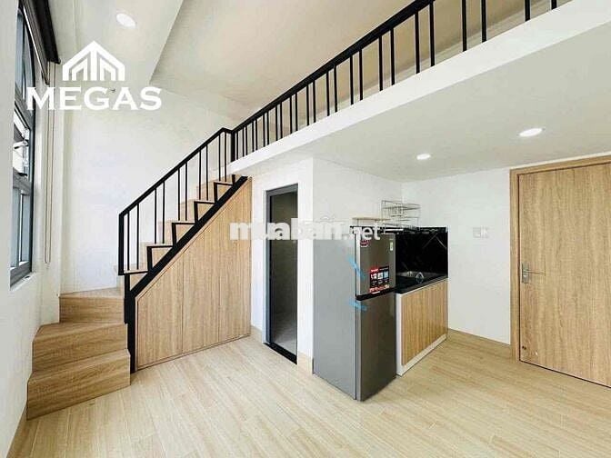 DUPLEX ĐHCÔNG THƯƠNG FULL NỘI THẤT 40m2 MỚI 100% ETOWN CỘNG HOÀ