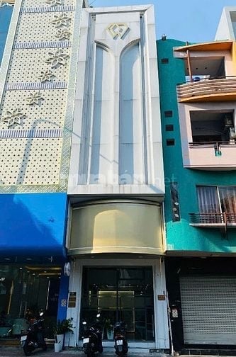 Cho thuê nhà mặt tiền Huỳnh Văn Bánh, Phường 11, Quận Phú Nhuận