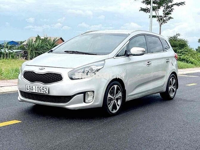 Kia Rondo 2015 2.0 GAT - 125000 km