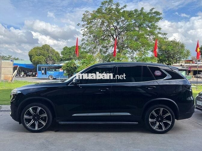 VinFast Lux SA2.0 2020 Premium 2.0 AT - 45000 km