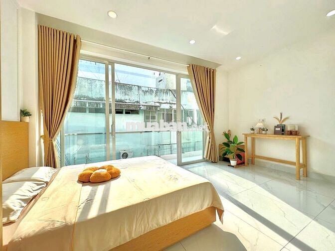 Studio ban công sát bên đh ufm, full nội thất,  ở 2-3 người ở.