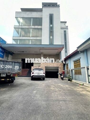 TÒA NHÀ 650M2 PCCC THẨM DUYỆT ĐIỆN 3FA 1FA ĐỦ THANG MÁY TRỆT 3 LẦU