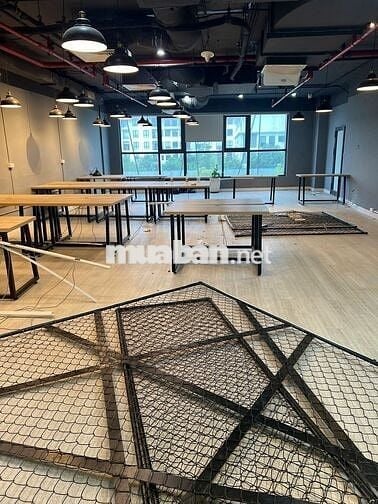 Cho thuê văn phòng Building Dương Đình Nghệ 102m giá 12$