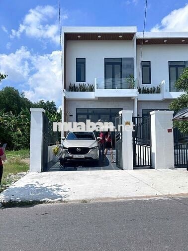 SIÊU PHẨM NHÀ PHỐ TRUNG TÂM CẦN ĐƯỚC – FULL NỘI THẤT CAO CẤP