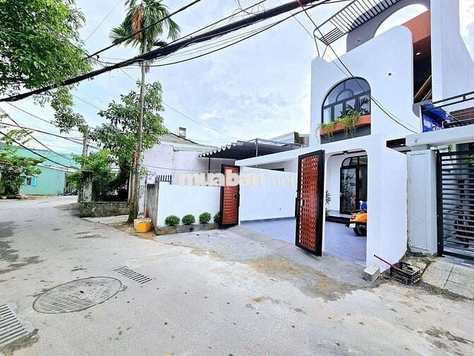 Bán nhà kiệt ô tô hoàng văn thái