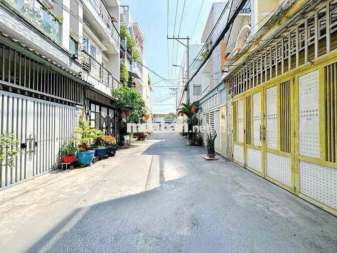 BÁN GẤP NHÀ MỚI - HTP- TT NHÀ BÈ- HXH 6M- SỔ RIÊNG- GIÁ HƠN 4 TỶ