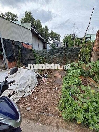 chủ gửi bán lô đất nền mặt tiền giồng sắn khu dân cư đông kín