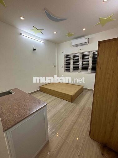 Cho thuê căn hộ Studio Cửa sổ trời tại Quận 4 – Nội thất đầy đủ