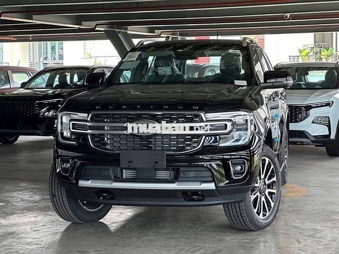 Ford Everest Platinum–Xe sang,full option,giá tốt