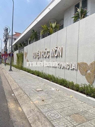 MT LÊ LỢI, CÁCH NGÃ 5 TTHM 50M, HÓC MÔN, 4TẦNG KẸP HẺM KD TẤP NẬP TỐT