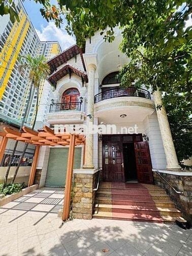 BIỆT THỰ MẶT TIỀN ĐƯỜNG TÊN KINH DOANH SẦM UẤT RẤT NGỘP GIÁ 16TỶ NHỈNH