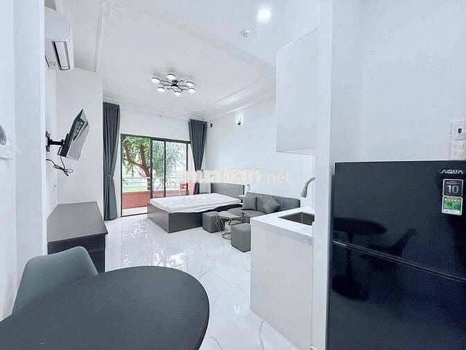 Cho thuê căn hộ Studio Ban công Q4 gần ĐH Luật, ĐH Nguyễn Tất Thành