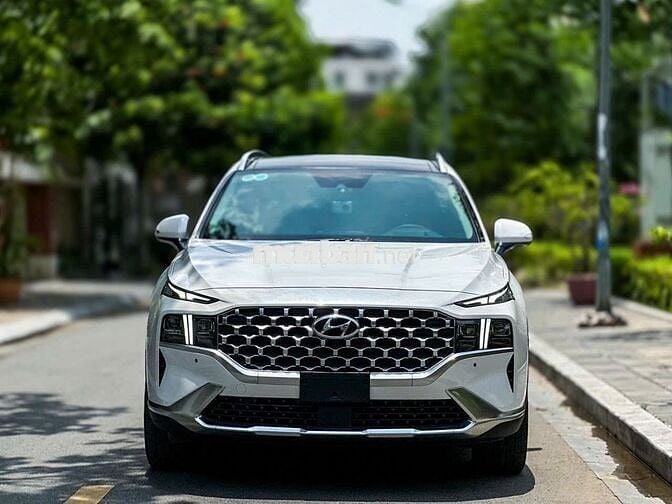 Hyundai SantaFe 2.2D Premium – 2022