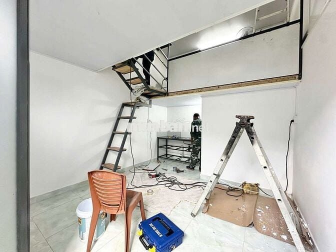 CHO THUÊ PHÒNG DUPLEX 3 GÁC + FULL NT Ở GẦN TRƯỜNG NTT,Q12