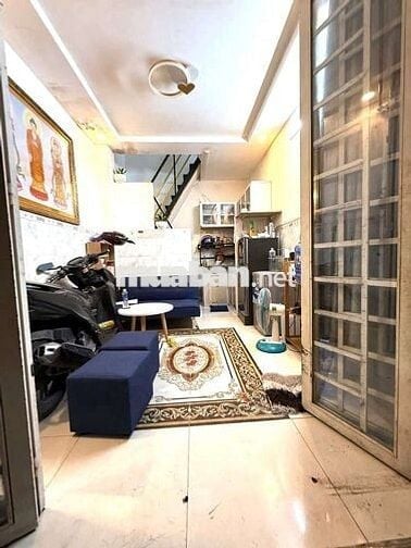 Nhà Huỳnh Tấn Phát Quận 7 hẻm an ninh không ngập