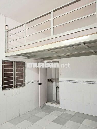 Phòng cho thuê ngay trung tâm quận Phú Nhuận, diện tích 25 m2