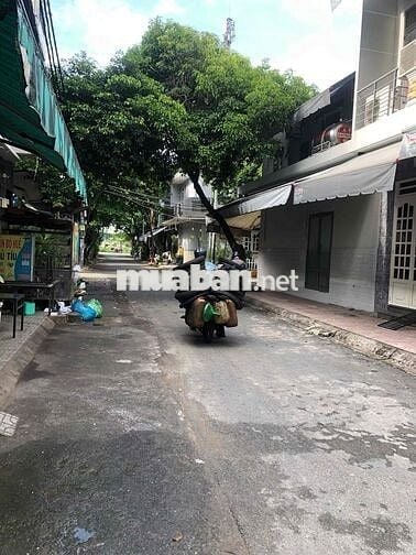Bán nhà Gò Xoài -4x14. giá 5ty250. .3pn 2to let 1trệt lầu 1 lửng. sổp