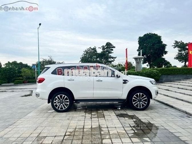 Ford Everest Titanium 2.0L 4x4 AT 2019
