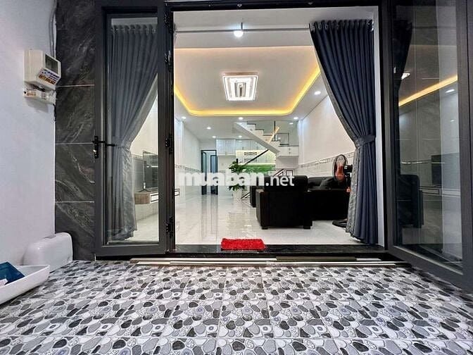 NHÀ 1 LẦU 3 PN, HẺM 1806 HUỲNH TẤN PHÁT NHÀ BÈ