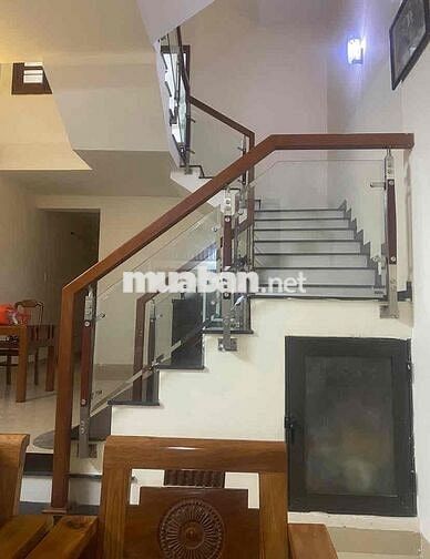 cho thuê nguyên sàn Tầng 1 -Nhà CHDV  khu đầu tuyến sơn Trà
