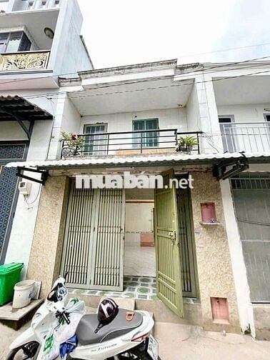 Bán Gấp Nhà : Đường 1A ,Gần Chợ ,4x10m ,1 Lầu.
