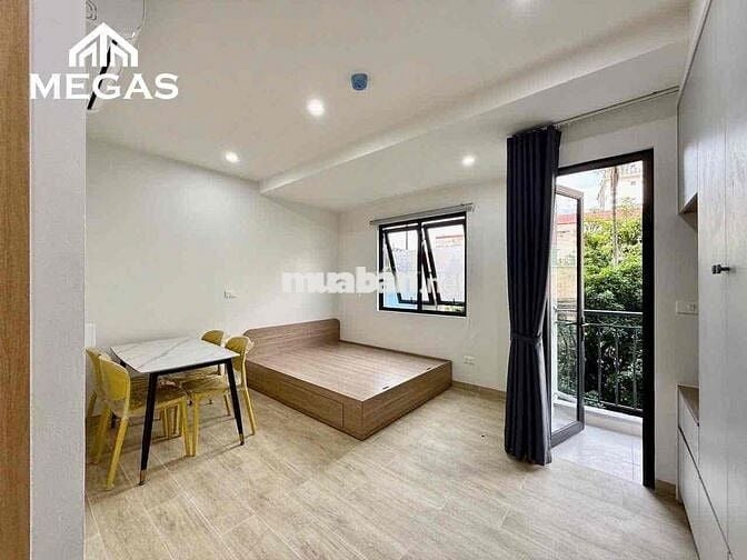 🏡 Studio ban công mới xây, rộng thoáng – Đi bộ vài phút đến Đại Học Cô